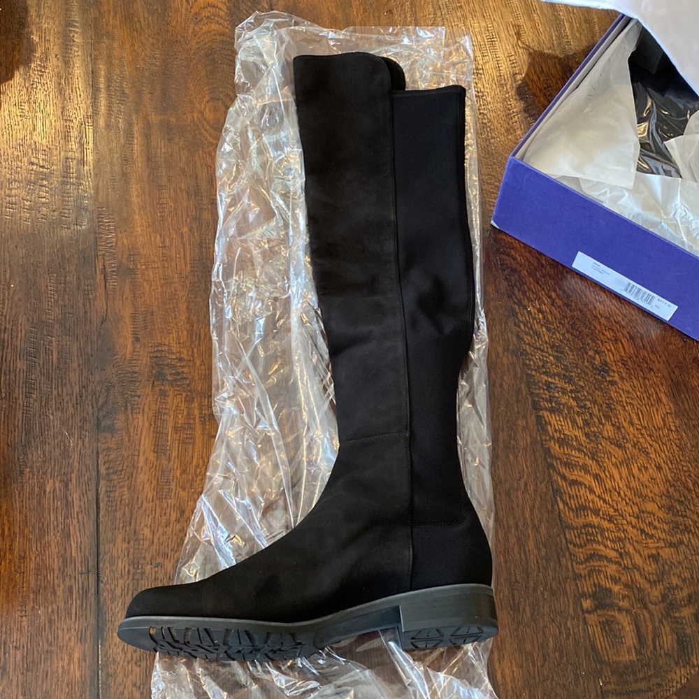 BRAND NEW Stuart WEITZMAN 5050 Black Suede Boots, Size 11M